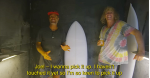 Ozzy designs and shapes his first surfboard 🙀 ( With a little help from Joel )